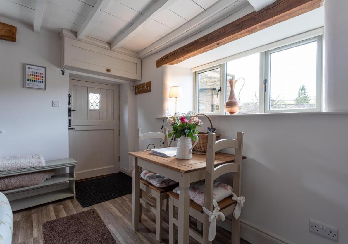 Ivy Cottage Low Eskcleth Bagian luar foto