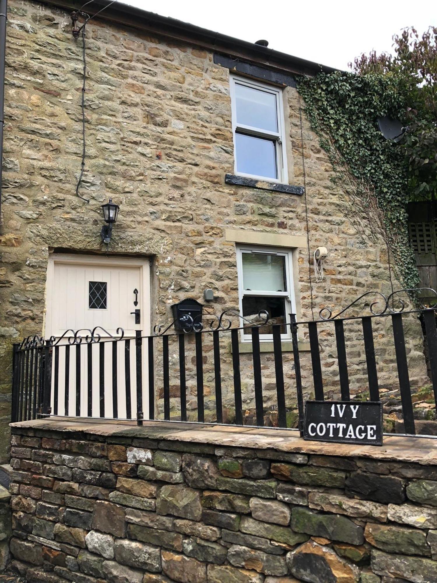 Ivy Cottage Low Eskcleth Bagian luar foto