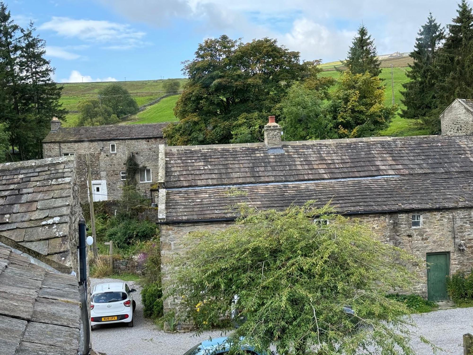 Ivy Cottage Low Eskcleth Bagian luar foto